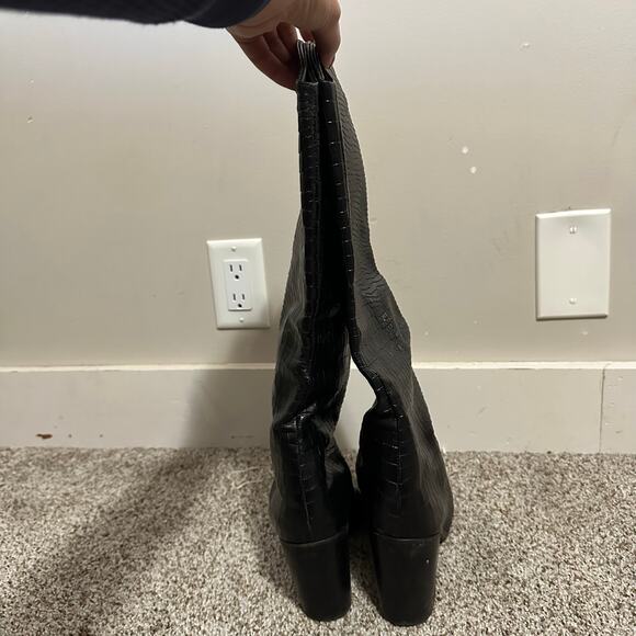 SCHUTZ Women's Analeah Black Croc Boot Size 8B - Picture 10 of 10